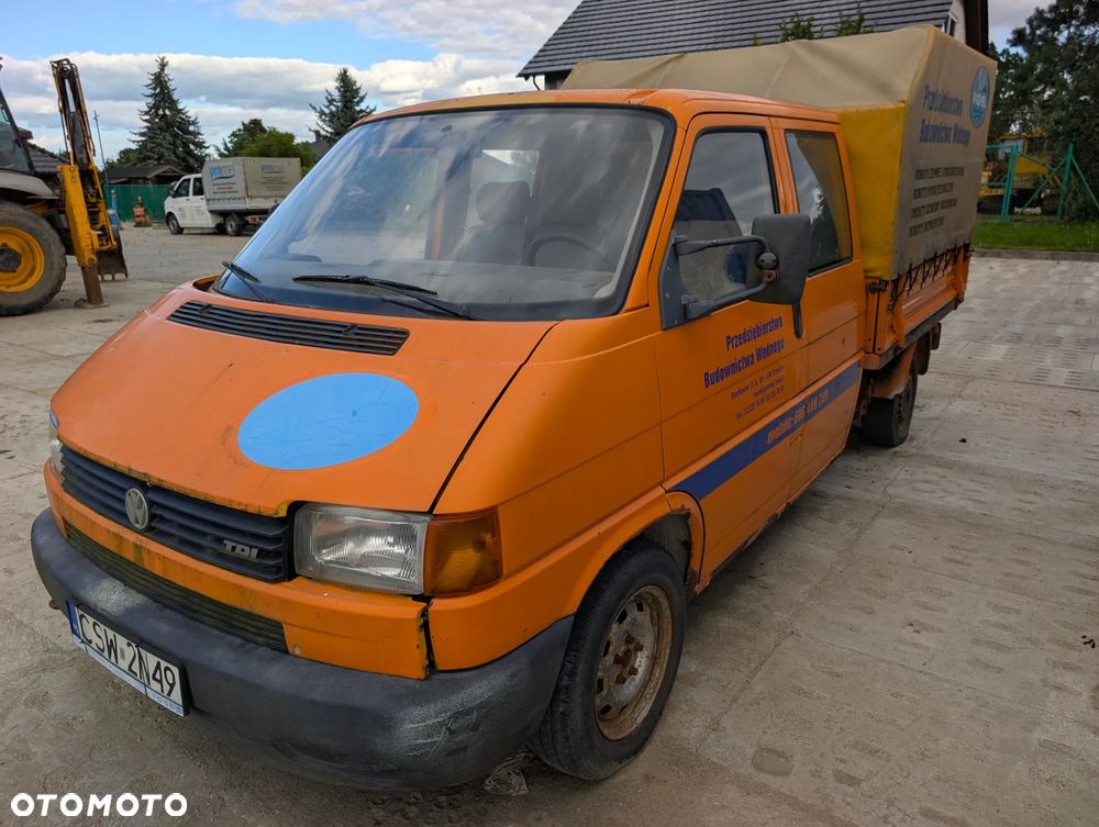 Volkswagen Transporter - 1
