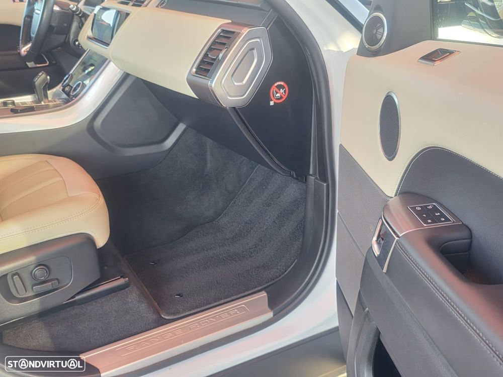 Land Rover Range Rover Sport 3.0 TDV6 HSE Dynamic - 15