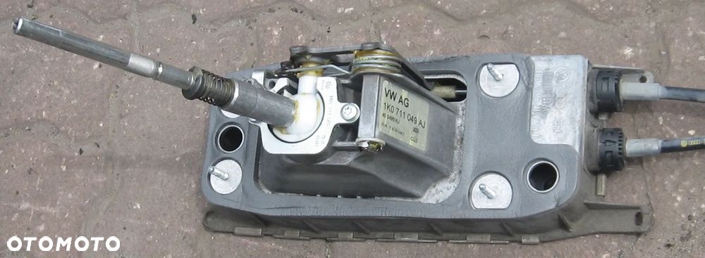 wybierak lewarek biegów GOLF V AUDI A3 LEON II 1K0711265L - 8