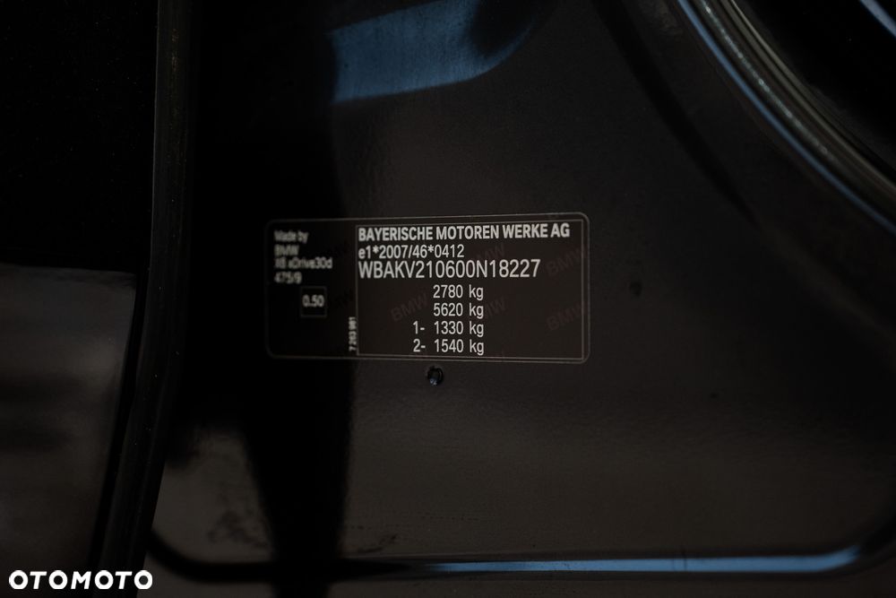 BMW X6 xDrive30d - 16