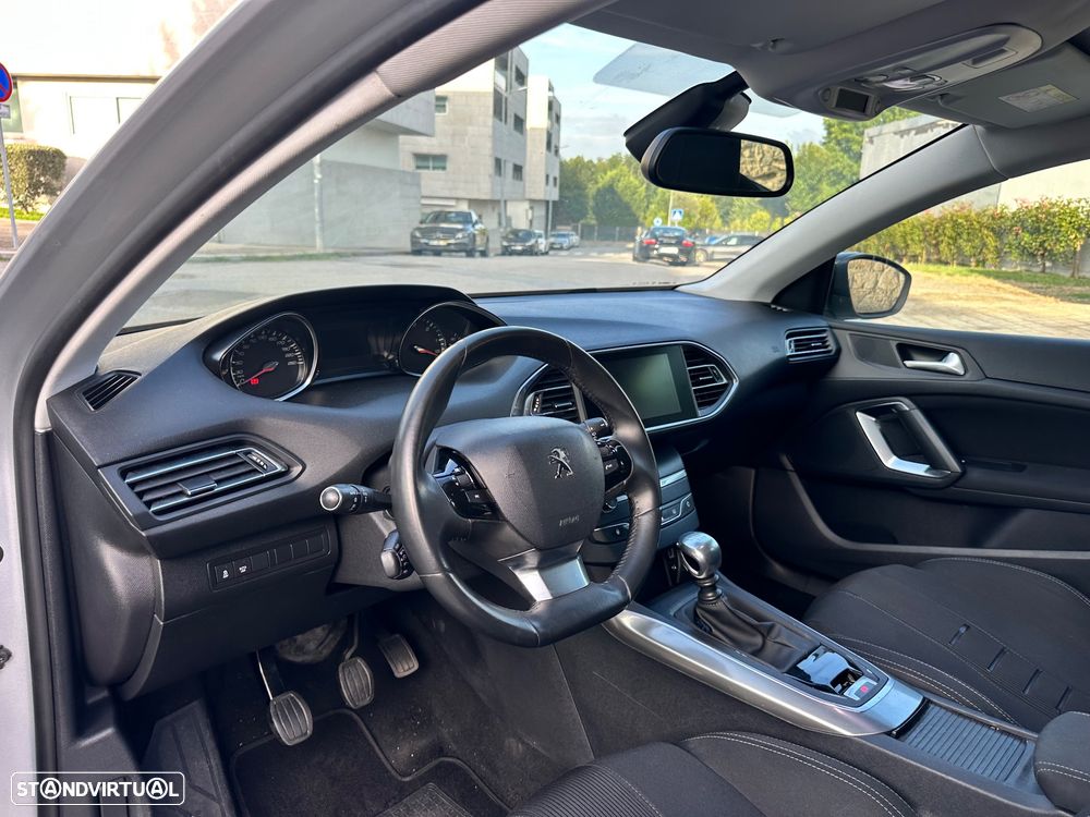 Peugeot 308 e-HDi FAP 115 Stop&Start Allure - 18