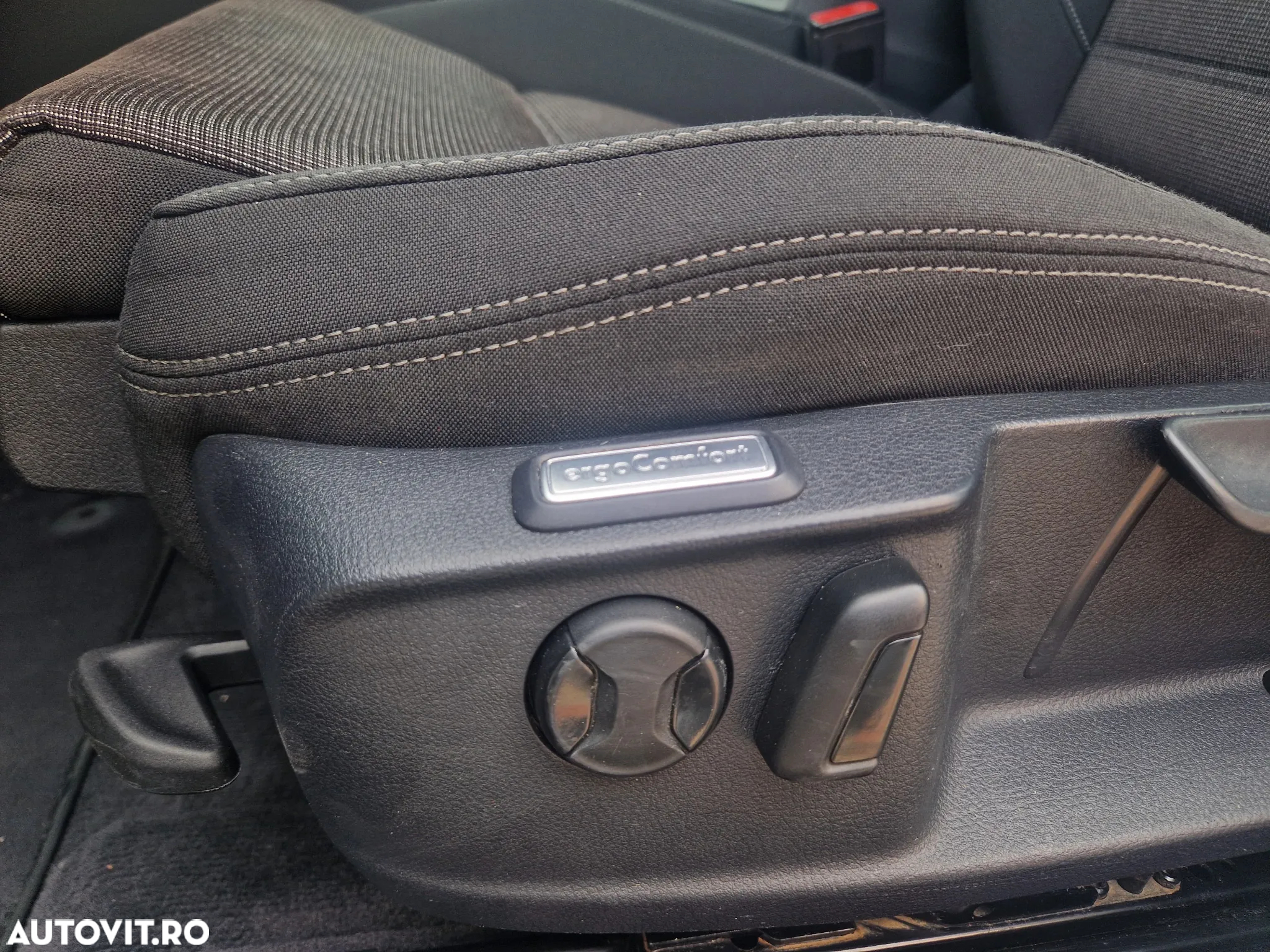 Volkswagen Passat - 10