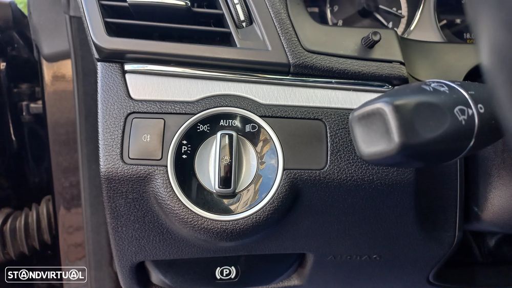 Mercedes-Benz E 220 CDi Avantgarde BlueEfficiency - 17