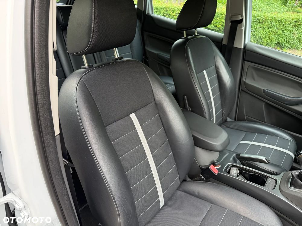 Ford Kuga 2.0 TDCi Titanium - 7