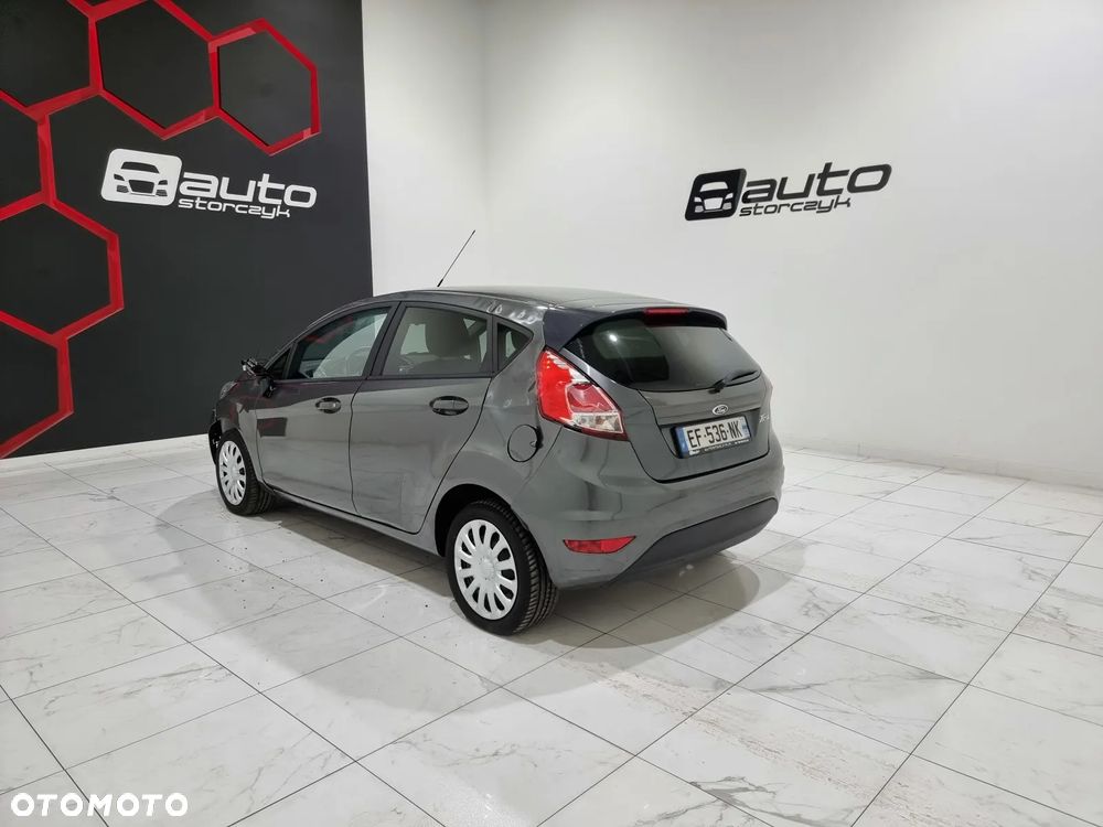 Ford Fiesta - 7
