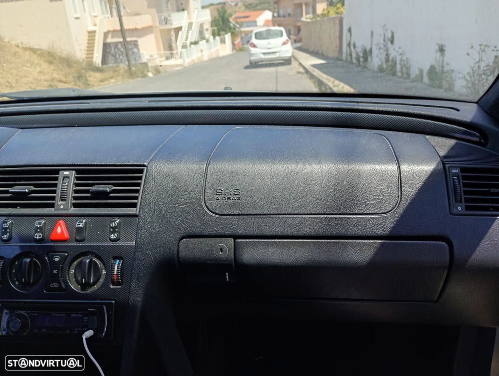 Mercedes-Benz C 250 - 4