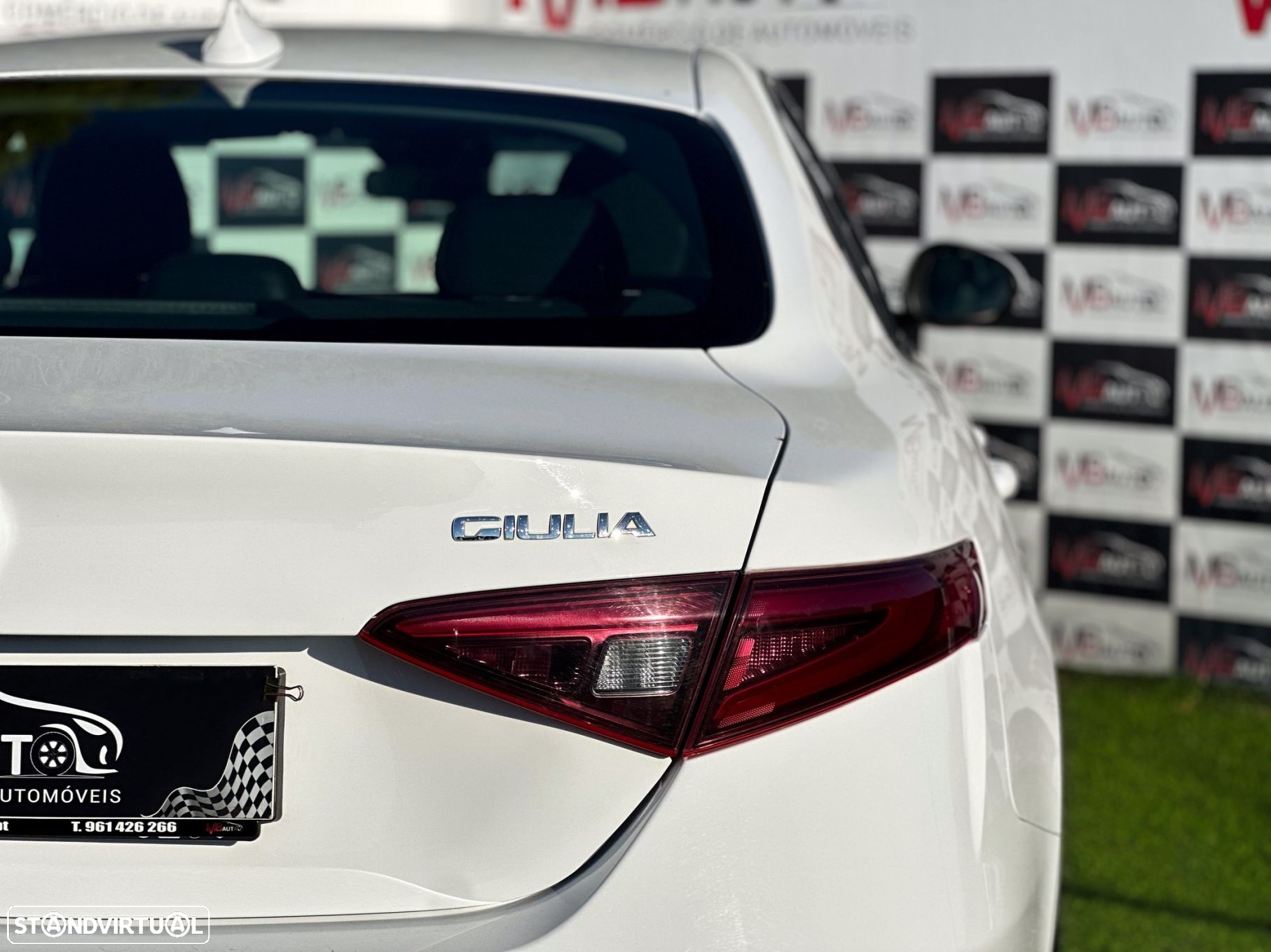 Alfa Romeo Giulia 2.2 D Super AT8 - 9