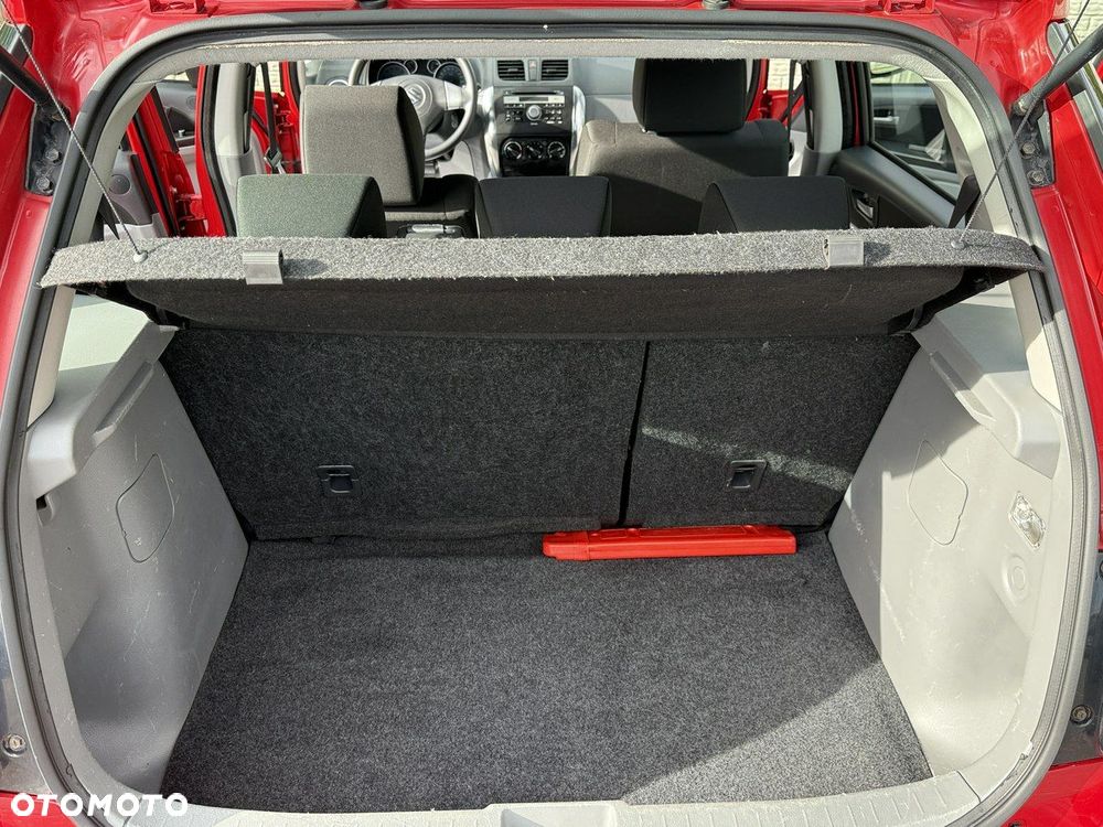 Suzuki SX4 1.6 Premium - 13