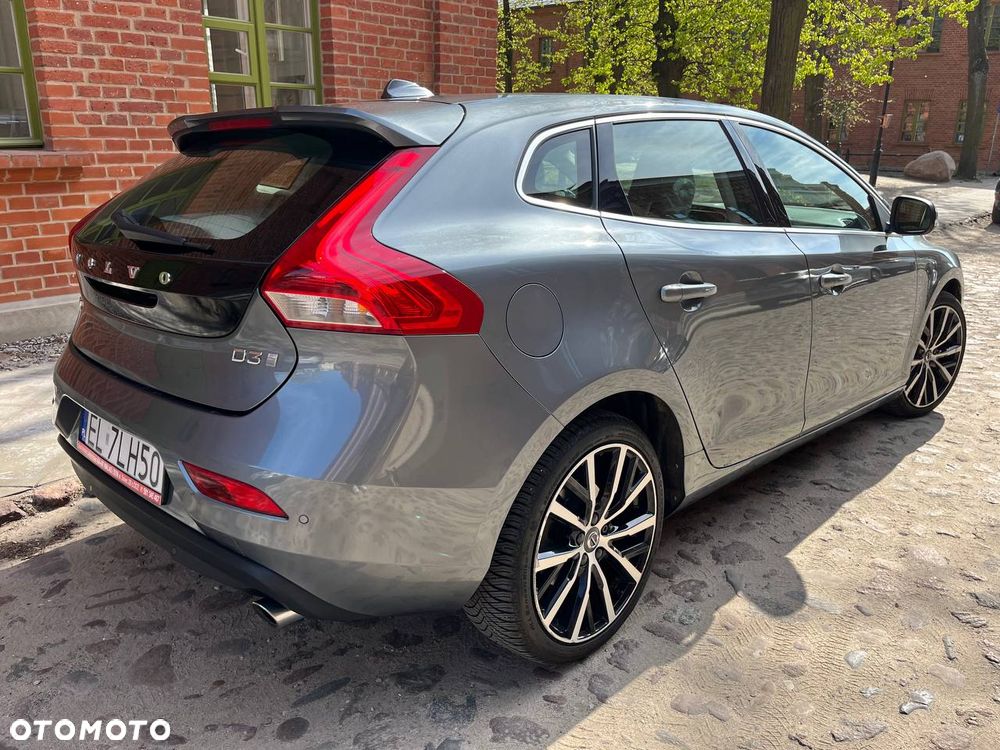 Volvo V40 D3 Drive-E Inscription - 3