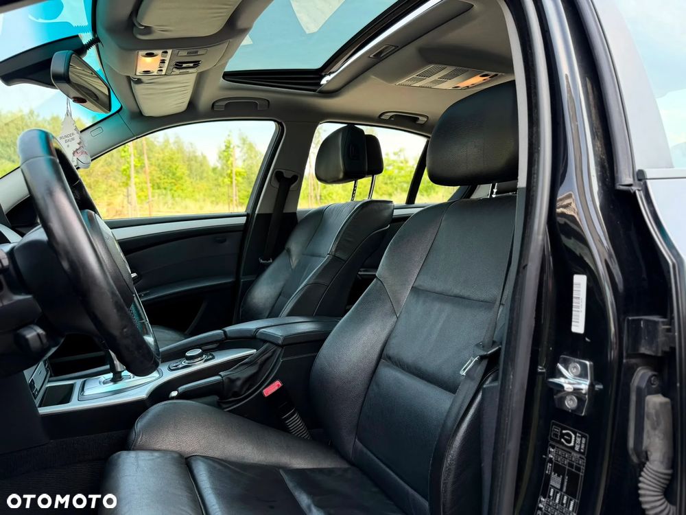 BMW Seria 5 520d Edition Lifestyle - 14