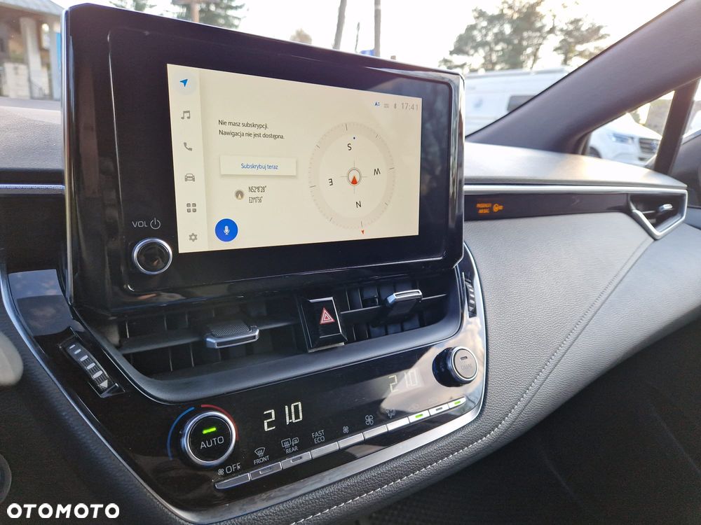 Toyota Corolla 2.0 Hybrid Executive - 20