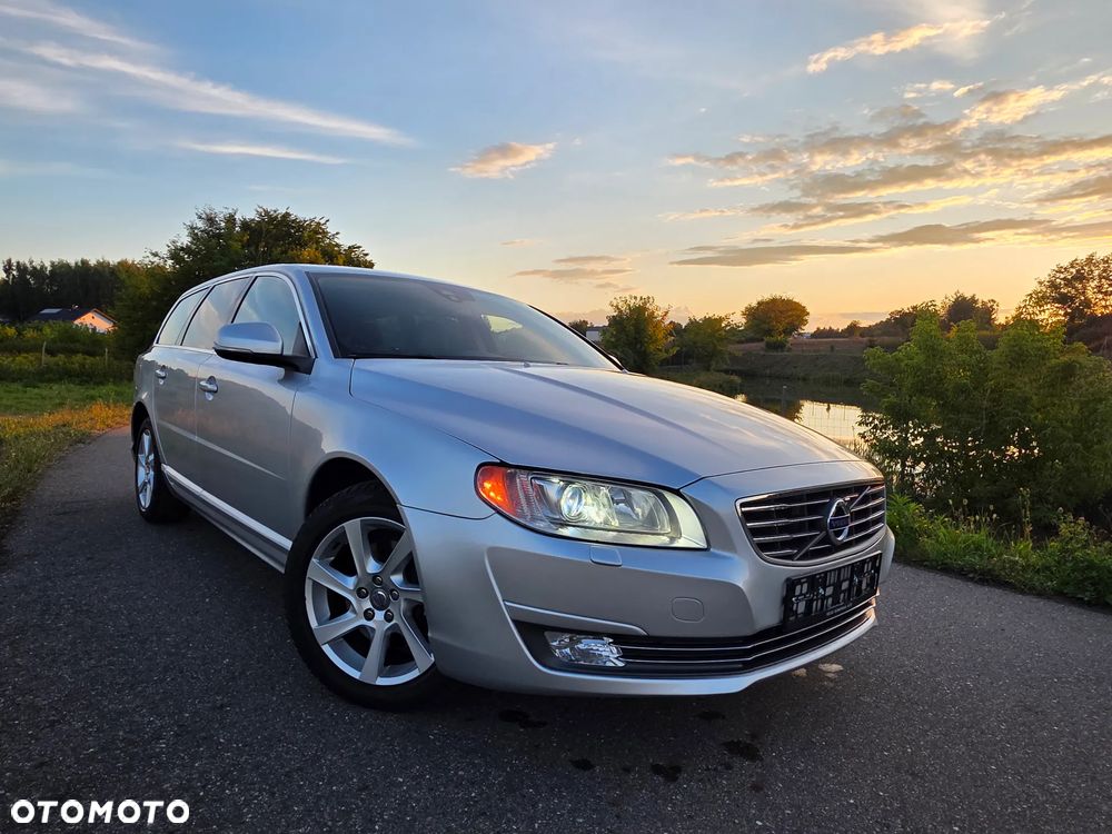 Volvo V70 D5 AWD Dynamic Summum - 33
