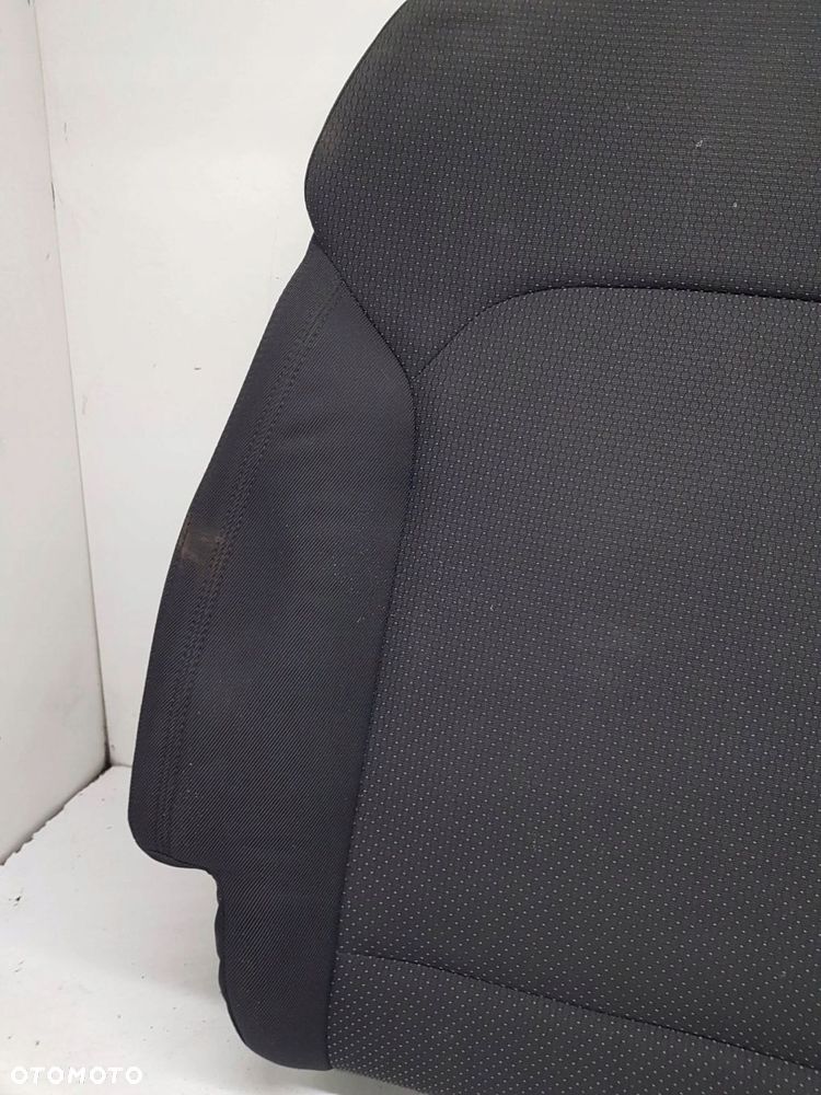 kia carens iv oparcie fotela lewy przód 2013- - 2