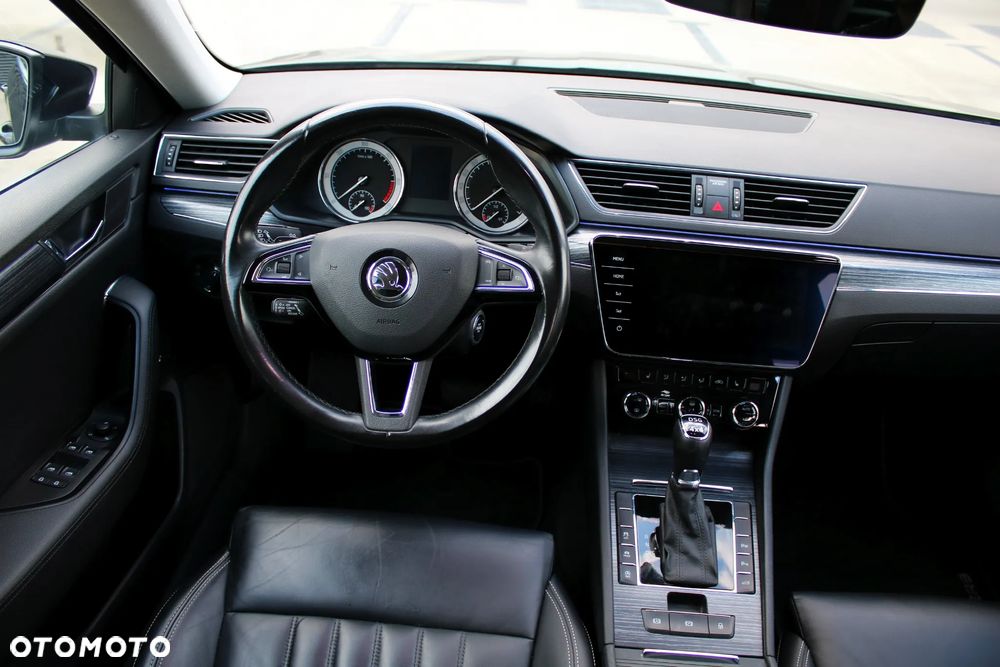 Skoda Superb 2.0 TDI 4x4 Style DSG - 30