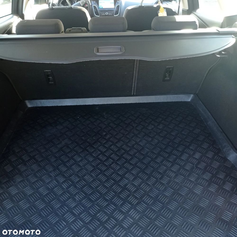 Ford Focus 1.5 TDCi Trend - 23