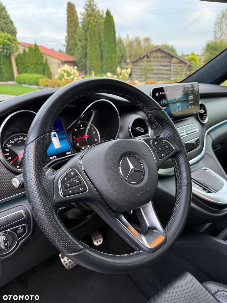 Mercedes-Benz Klasa V 300 d 4-Matic Exclusive 9G-Tronic (długi) - 17