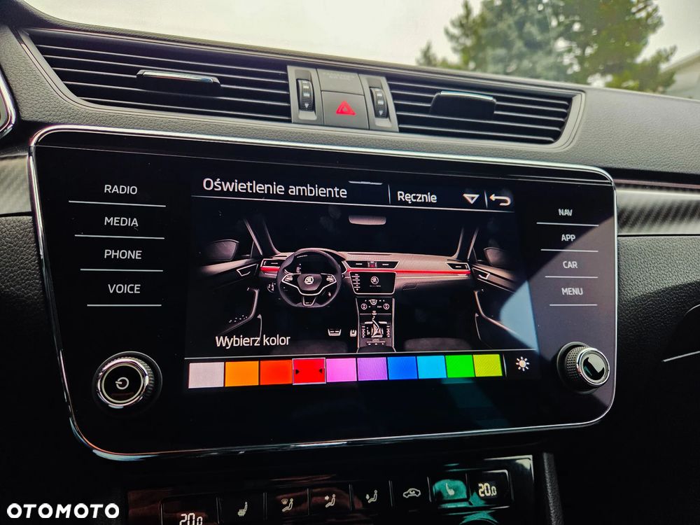 Skoda Superb 2.0 TDI SCR Sportline DSG - 39