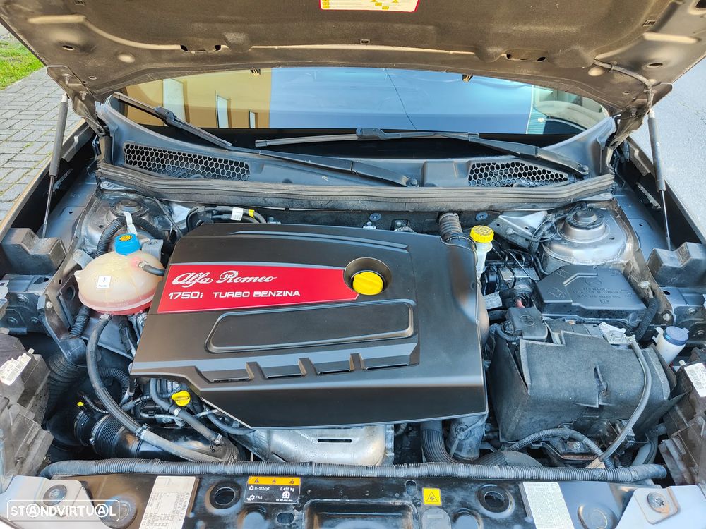 Alfa Romeo Giulietta 1750 TBi Veloce TCT - 32