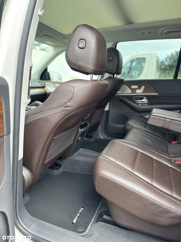 Mercedes-Benz GLS - 36