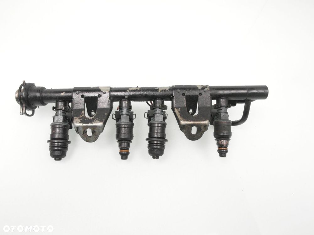 LISTWA WTRYSKOWA AUDI 80 B4 2.0 E 0280150902 - 1