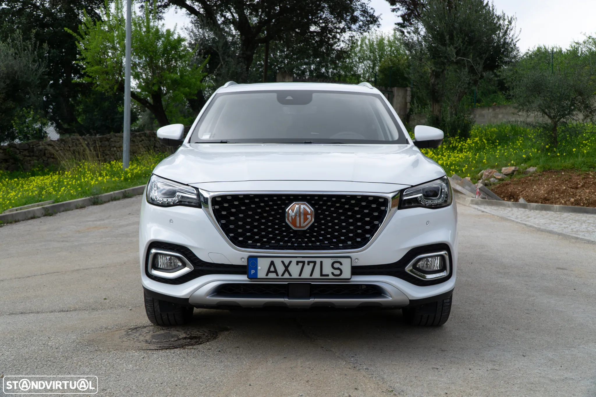 MG EHS 1.5 T-GDI Plug-in Hybrid Luxury - 2