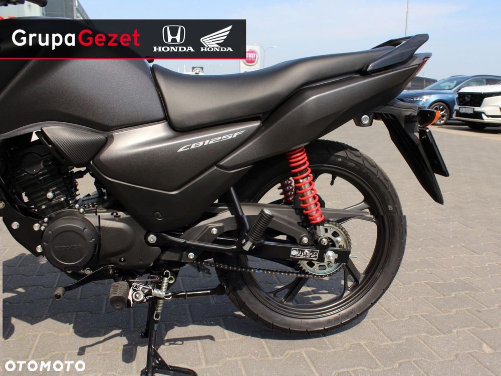 Honda CB - 8