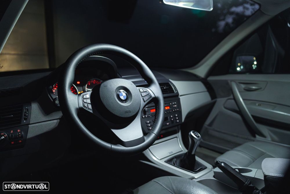 BMW X3 2.0 d - 27