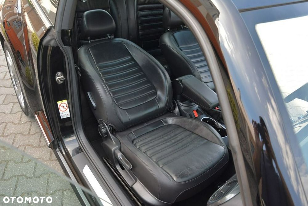 Volkswagen New Beetle - 21