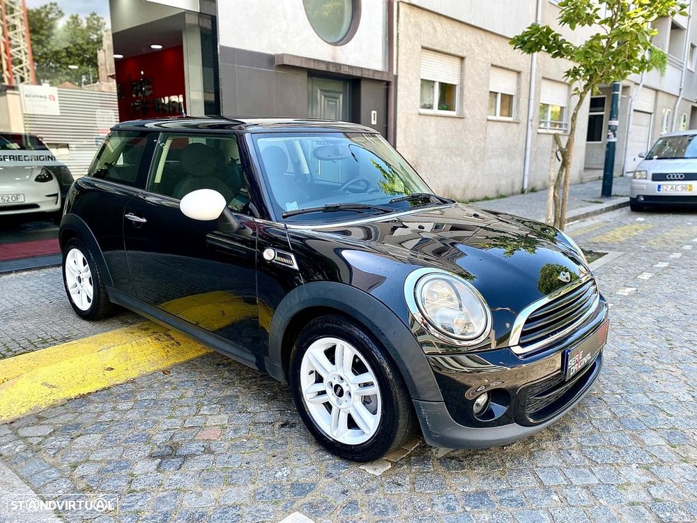 MINI 3 Portas One D - 4