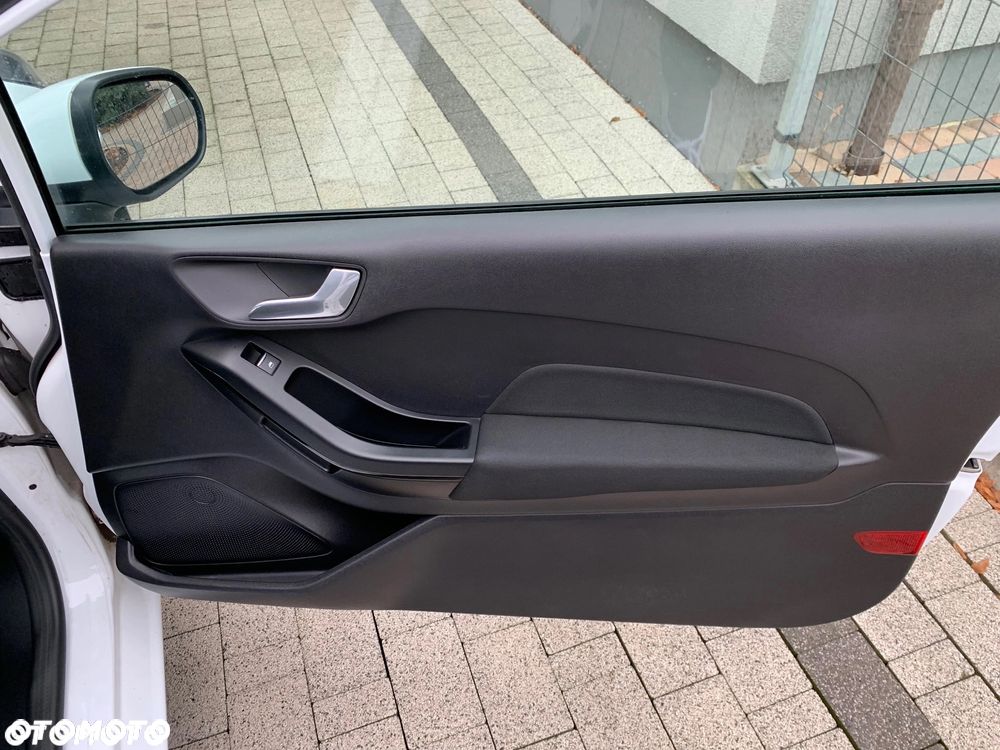 Ford Fiesta - 11