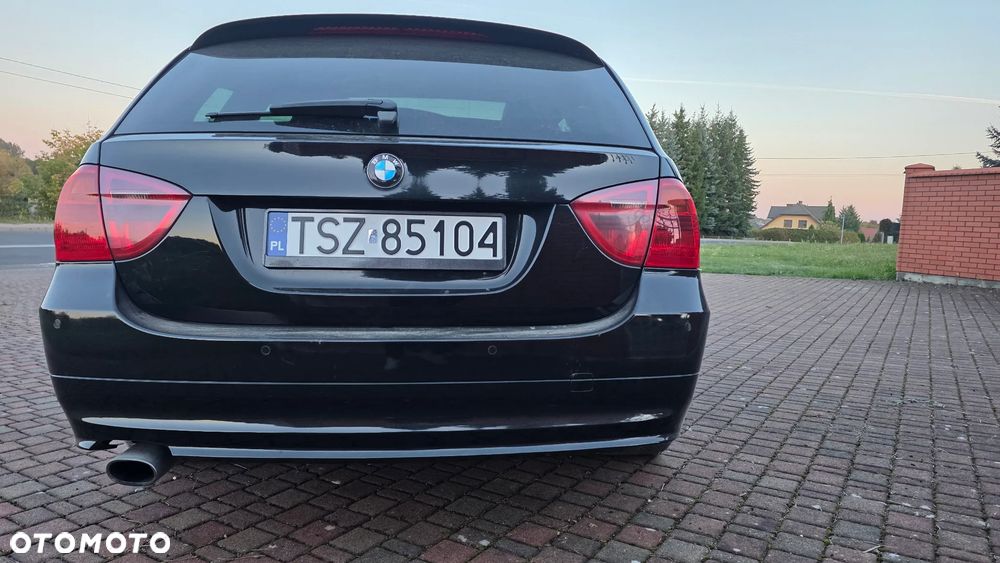 BMW Seria 3 318i - 7