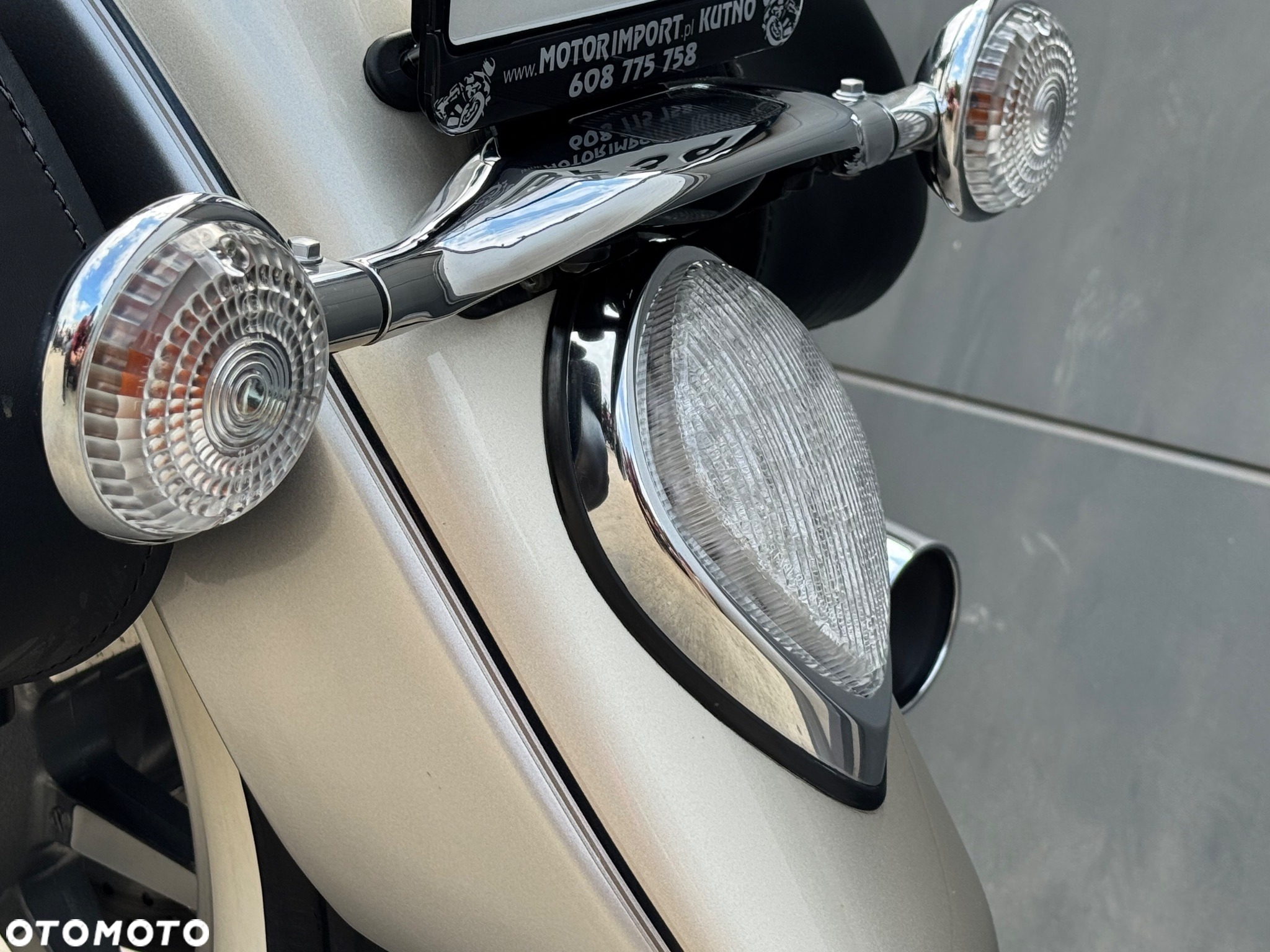 Yamaha Road Star - 24