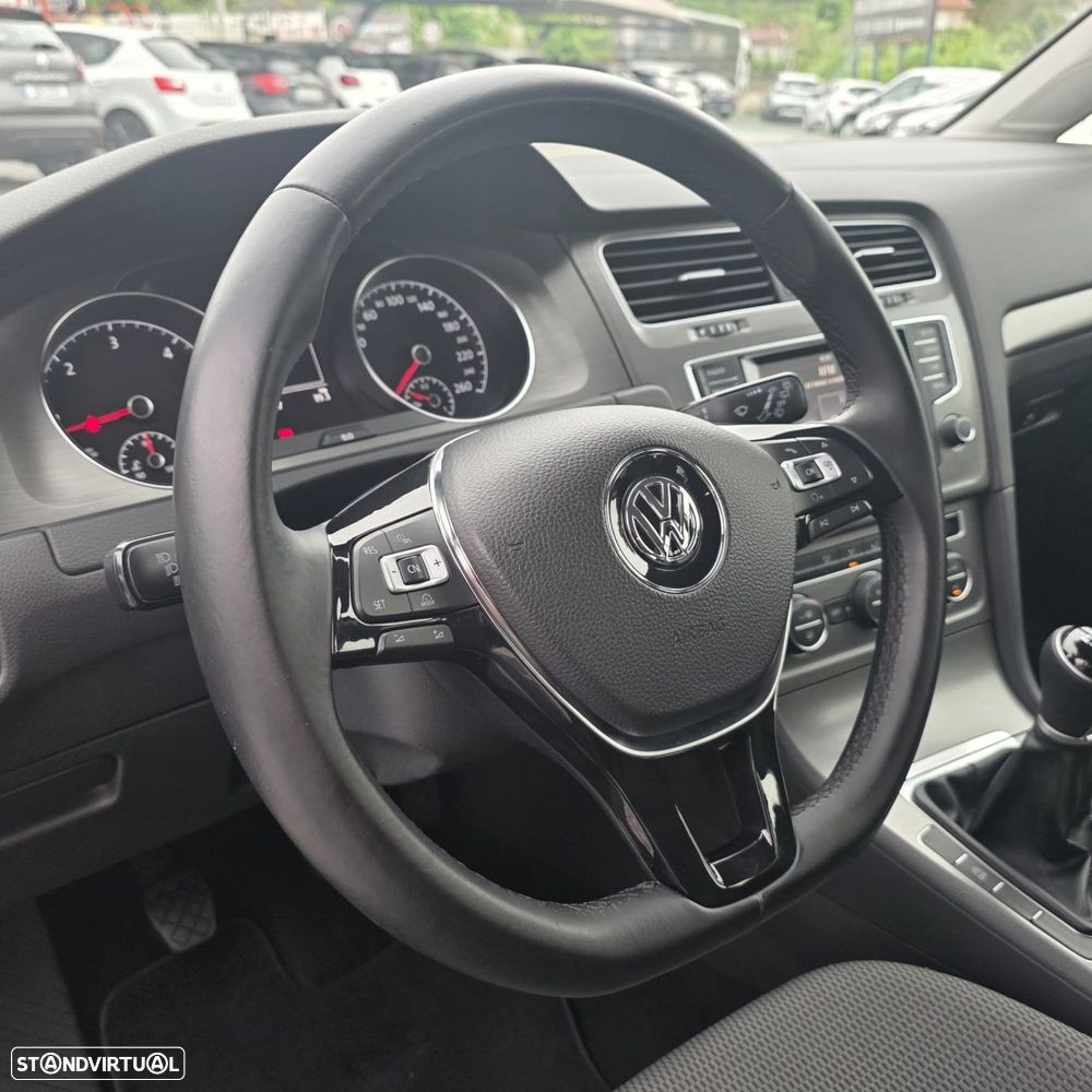 VW Golf 1.6 TDi Confortline - 20