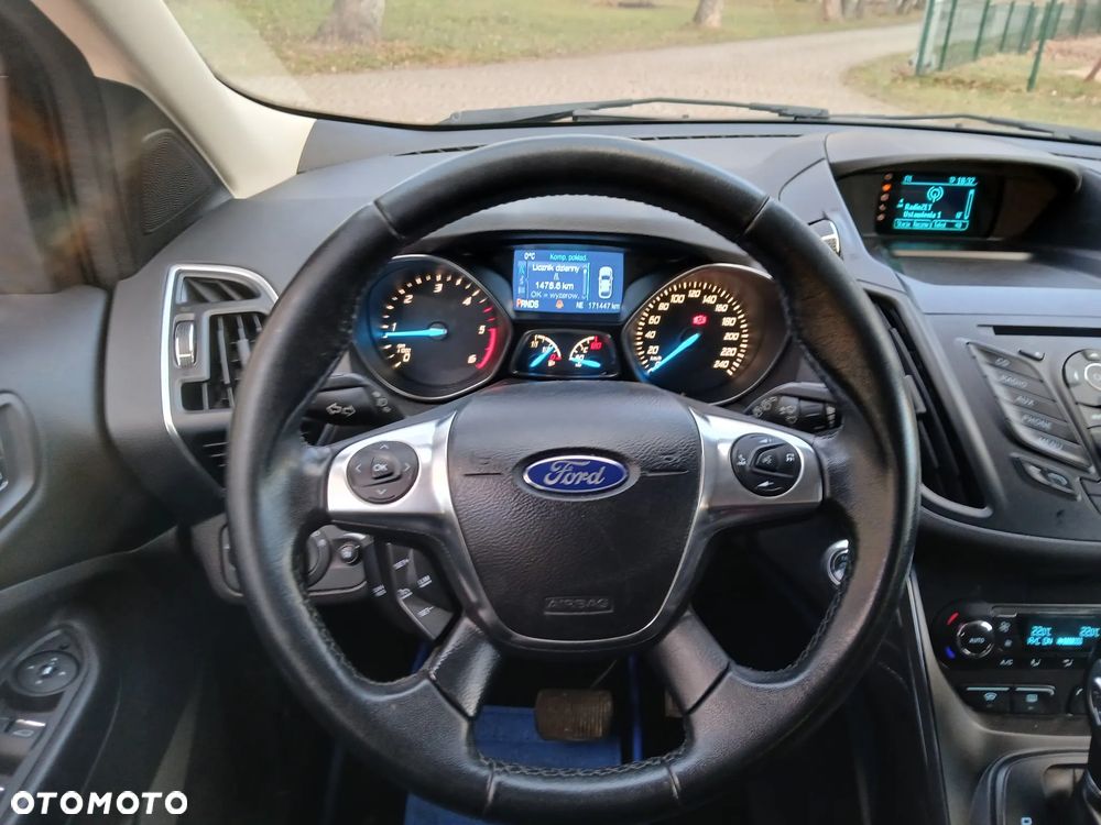 Ford Kuga 2.0 TDCi 4x4 Titanium - 25