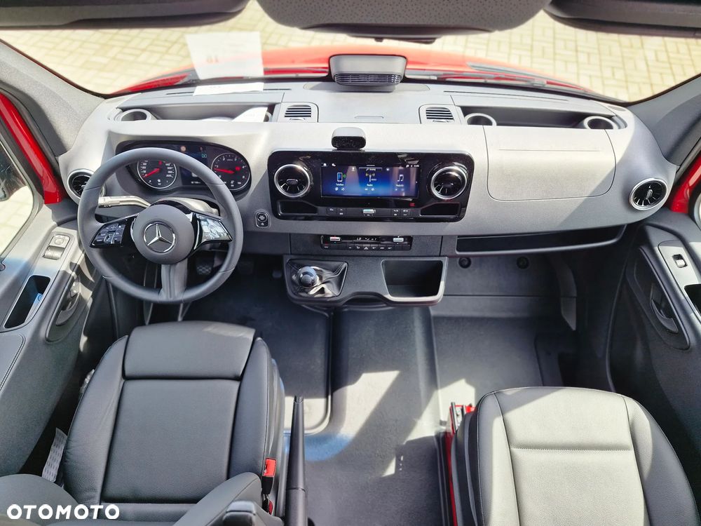 Mercedes-Benz Sprinter Standard PRO 907.233 - 17
