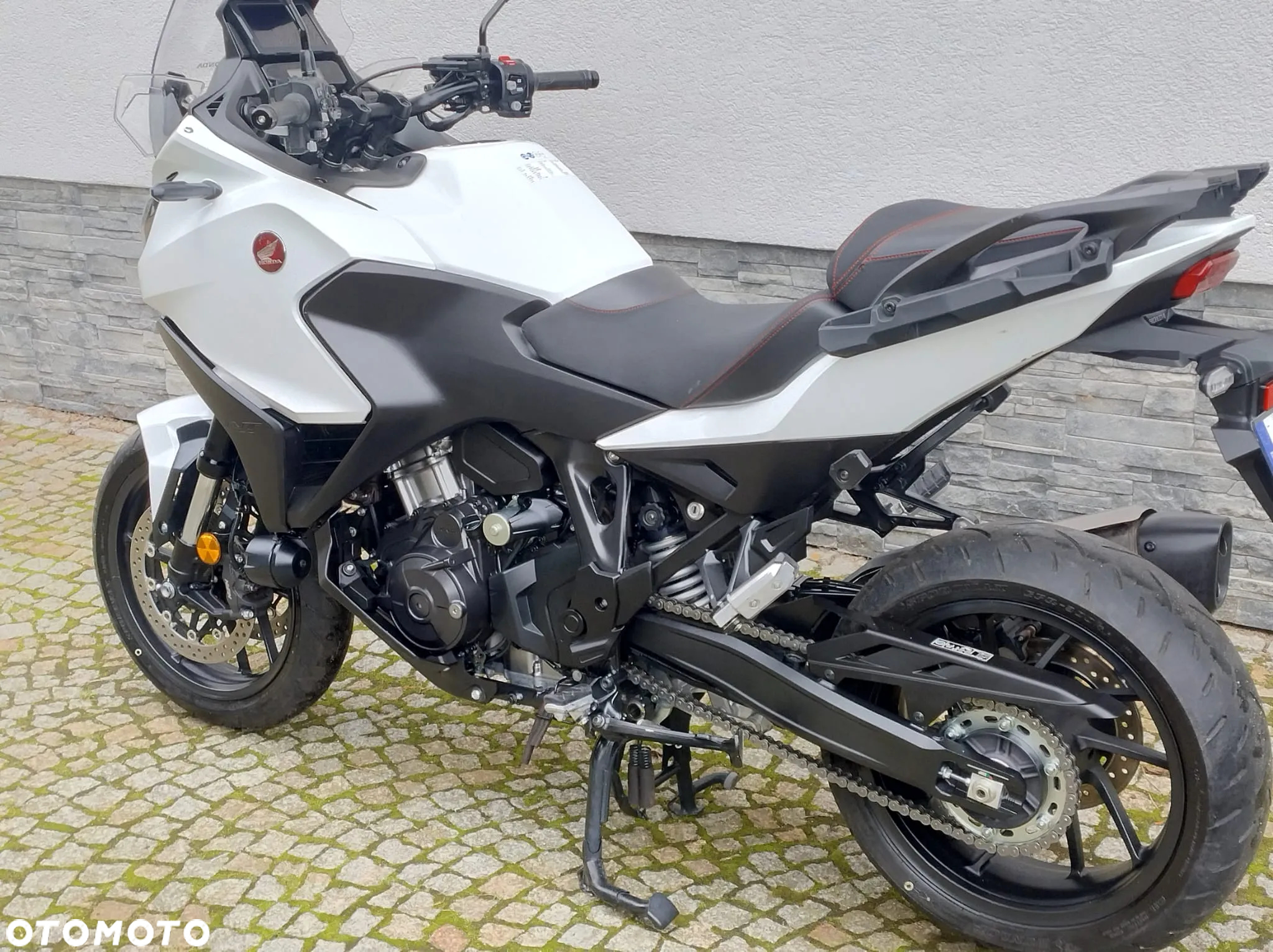 Honda NT - 14