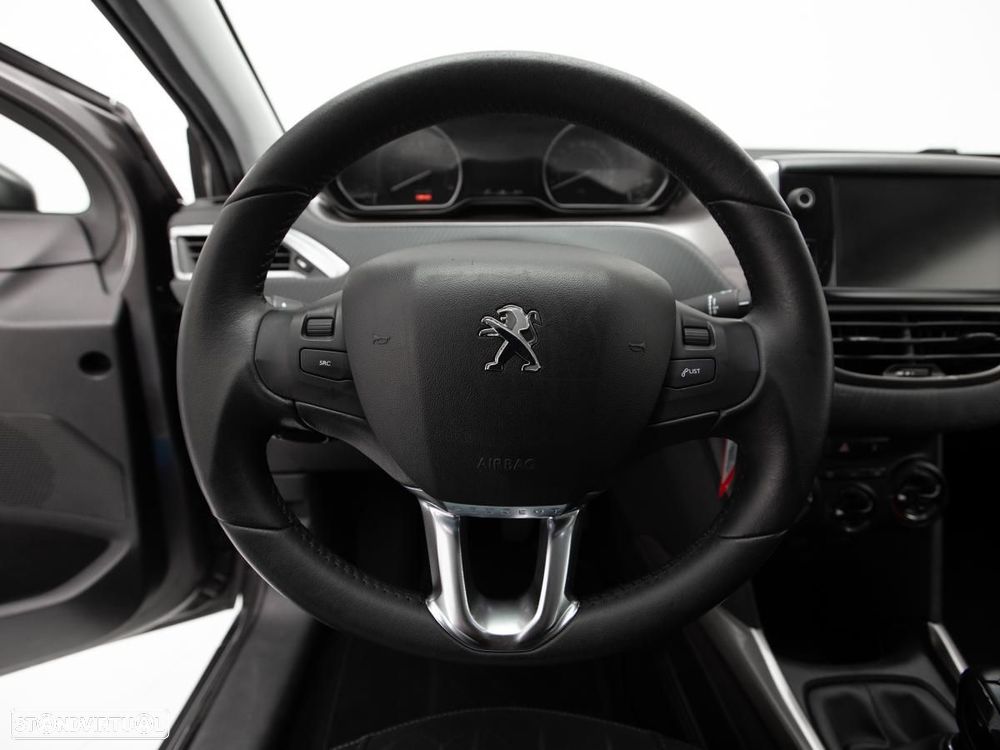 Peugeot 2008 - 14