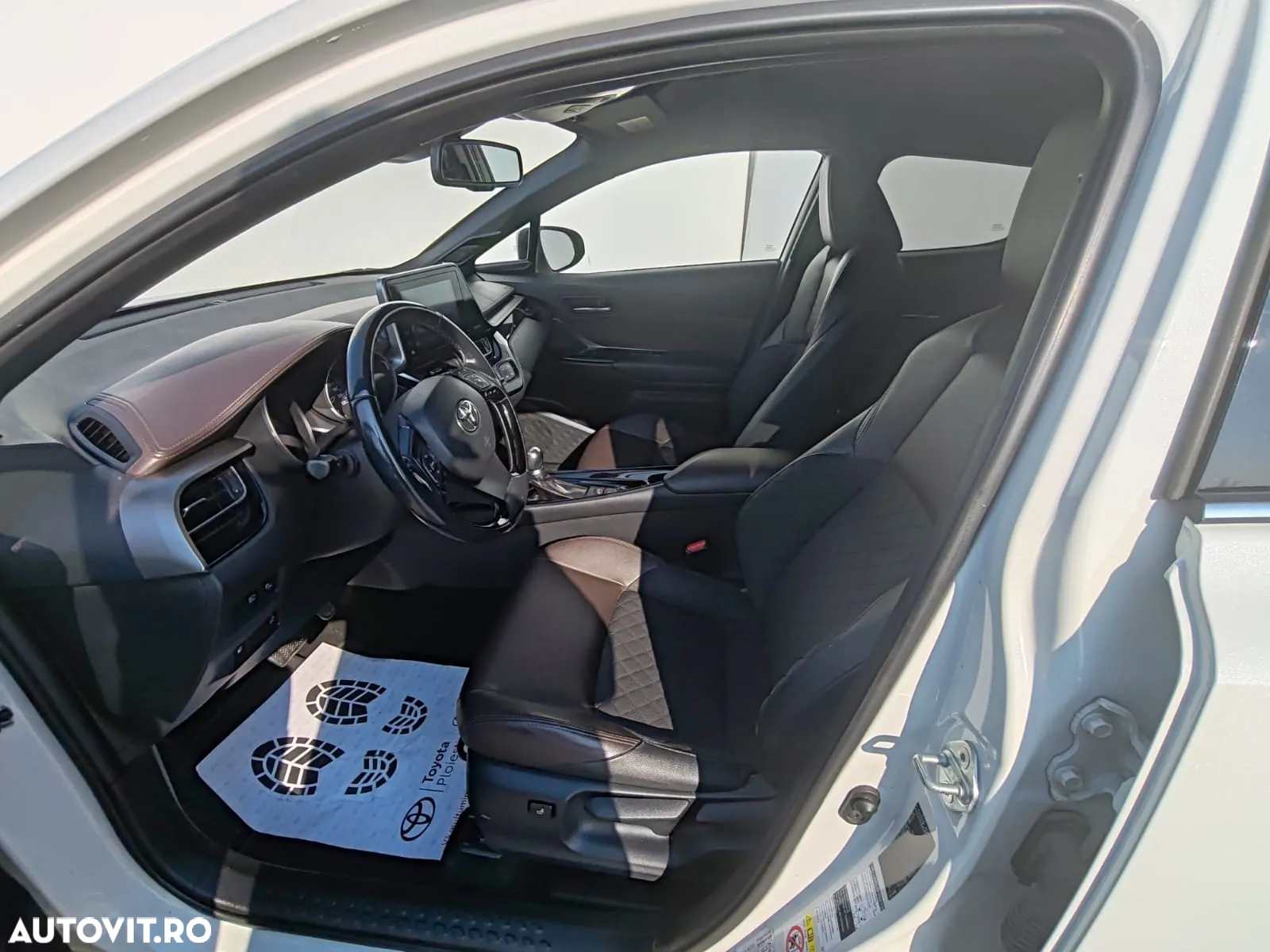 Toyota C-HR 1.8 HSD 4x2 CVT C-lassy LED - 5