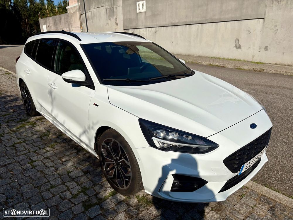 Ford Focus SW 1.0 EcoBoost Hybrid ST-LINE DESIGN - 2