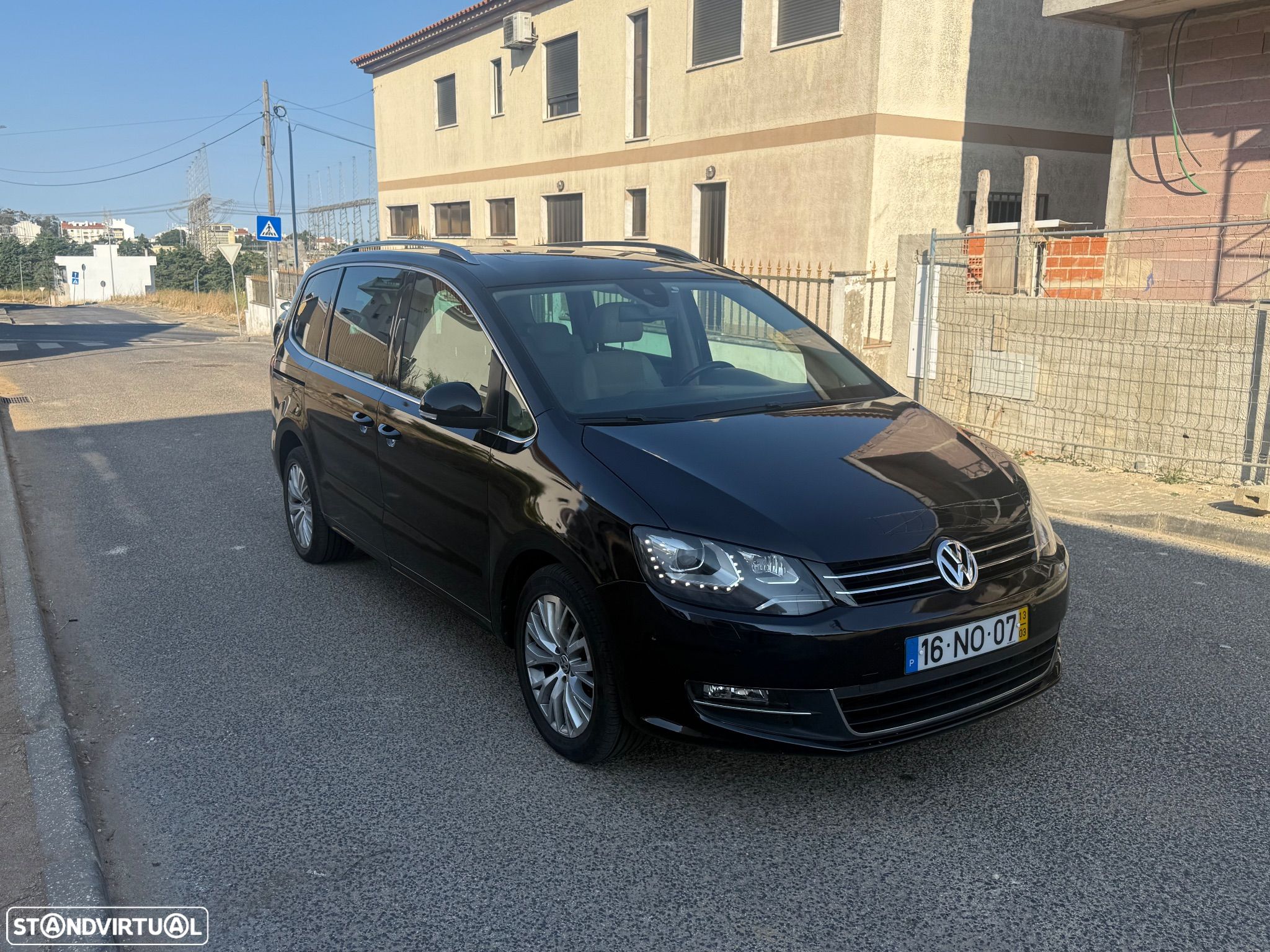 VW Sharan 2.0 TDI Highline DSG - 1