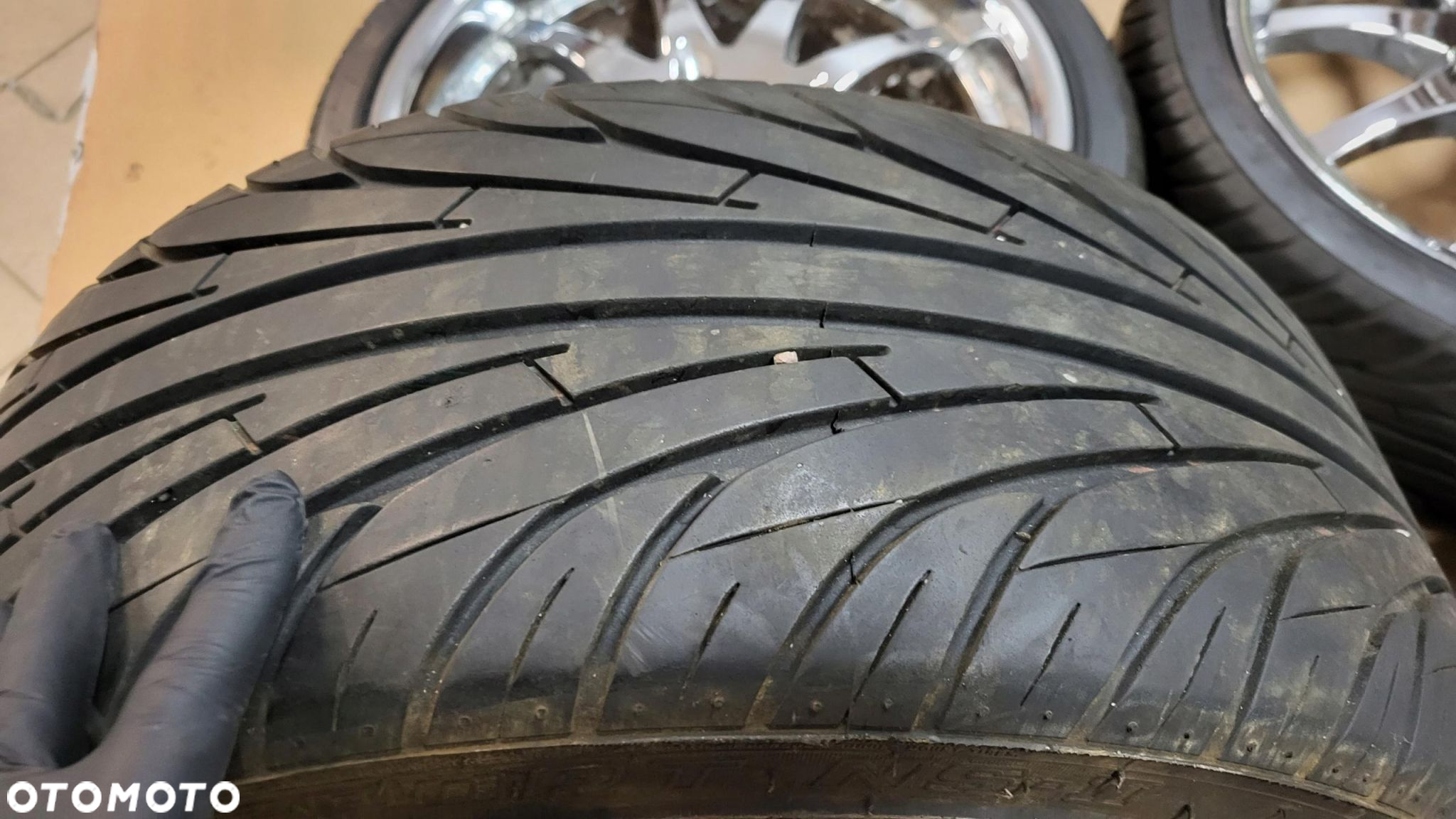 Felgi Aluminiowe Opony Komplet VW/Audi 5x112 8,5Jx19 245/35 - 12