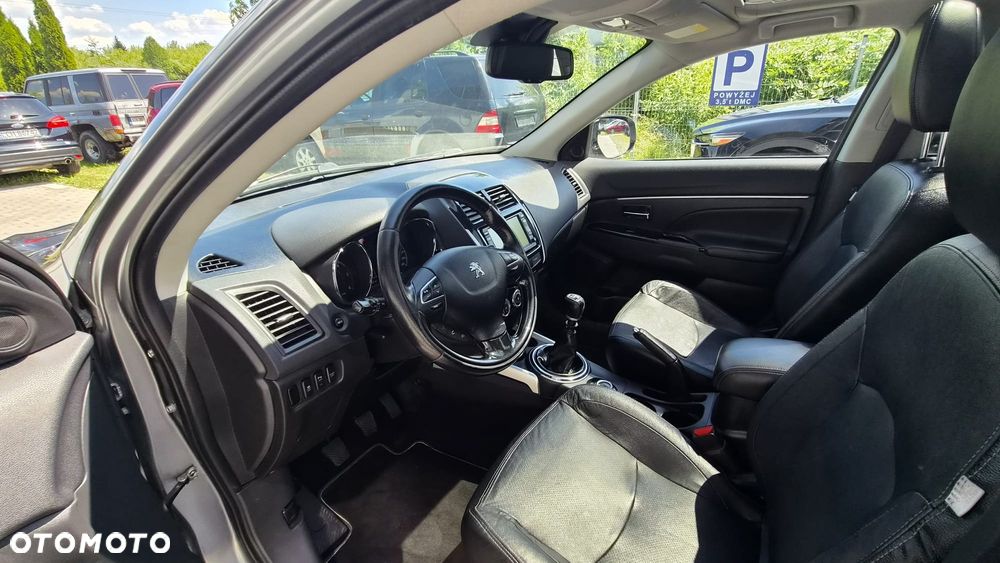Peugeot 4008 - 10
