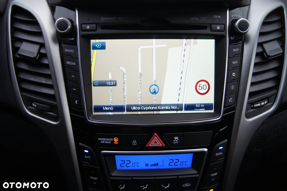 Hyundai i30 1.4 Premium - 19