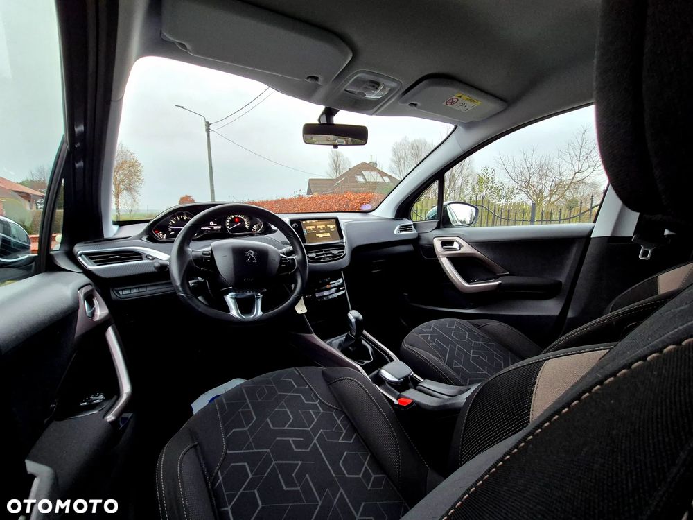 Peugeot 2008 PureTech 82 Style - 29