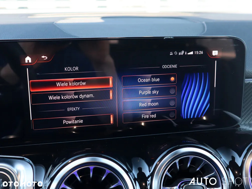 Mercedes-Benz GLB 250 4-Matic AMG Line 8G-DCT - 33
