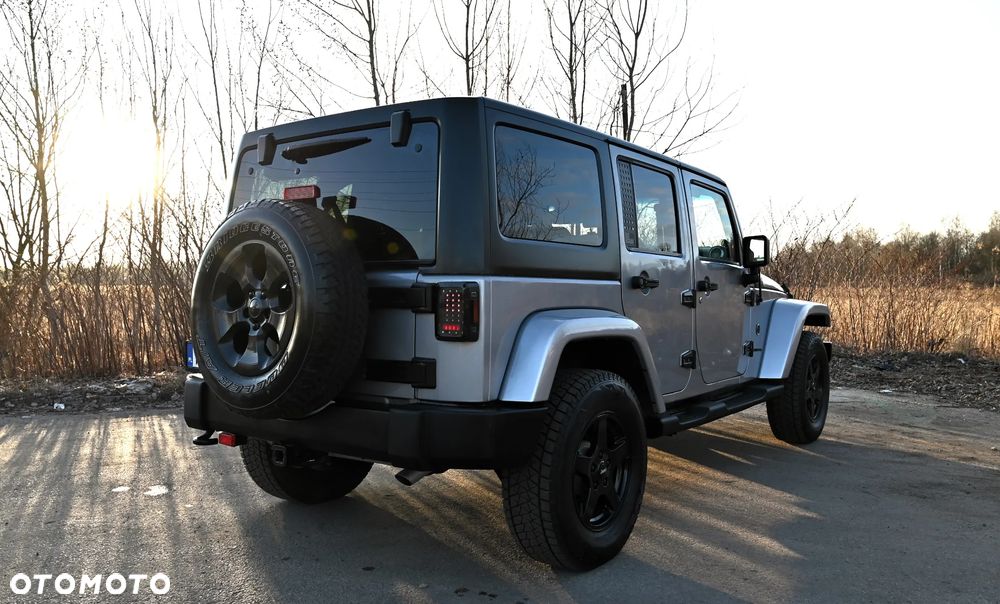 Jeep Wrangler - 15