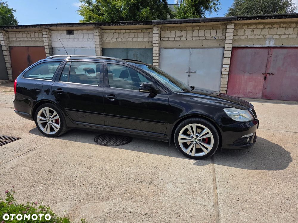 Skoda Octavia 2.0 TDI CR DPF RS - 2