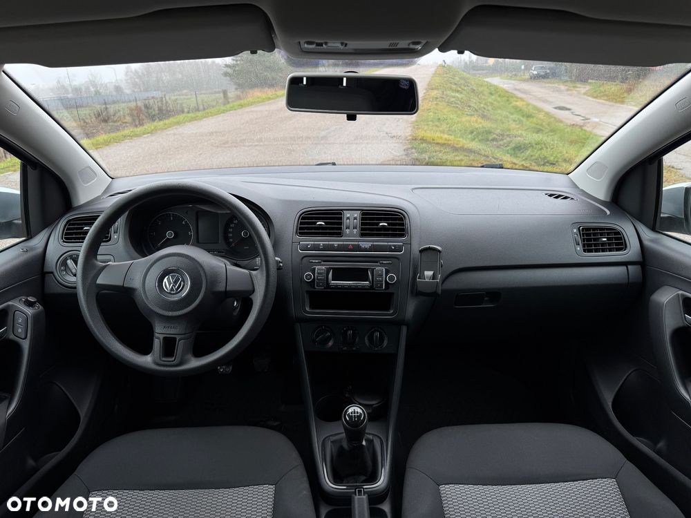Volkswagen Polo - 10