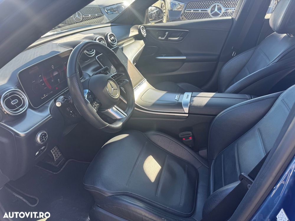 Mercedes-Benz C 300 4Matic 9G-TRONIC AMG Line - 24