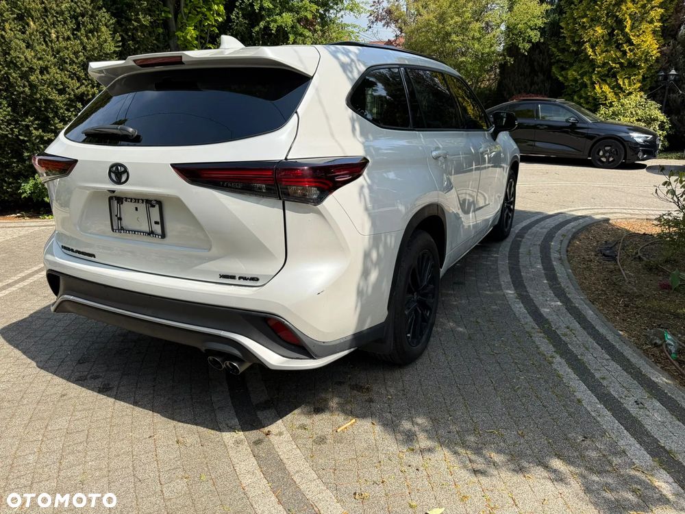 Toyota Highlander - 2